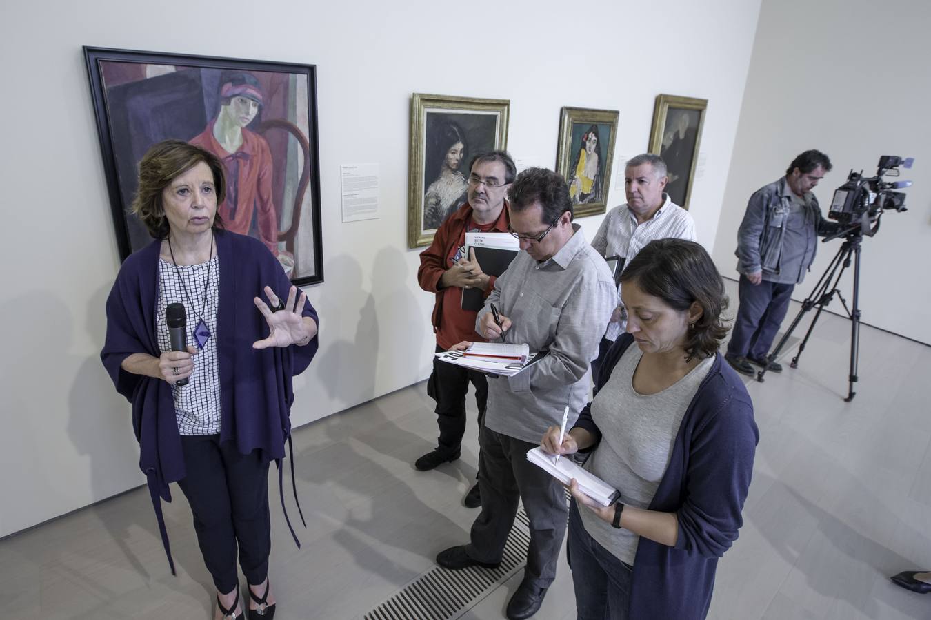 El Centro Botí inaugura dos nuevas muestras, uno sobre retratos con obras cedidas por Jaime Botín, y otra colectiva -'Paisaje reconfigurado'- con fondos de la Fundación