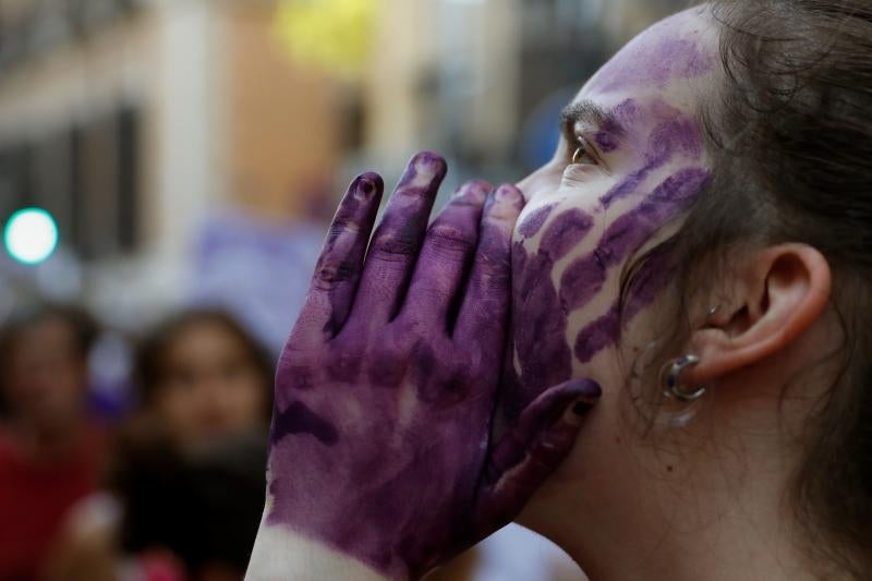 Decenas de asociaciones feministas convocan a la ciudadanía contra el sistema judicial «que ampara a violadores y desprotege a las mujeres»