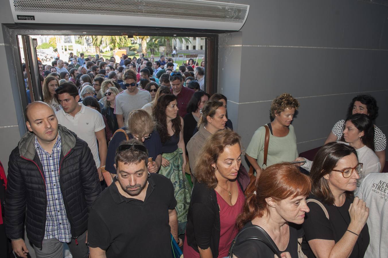 Fotos: Opositores de Geografía e Historia, en el Palacio de Festivales