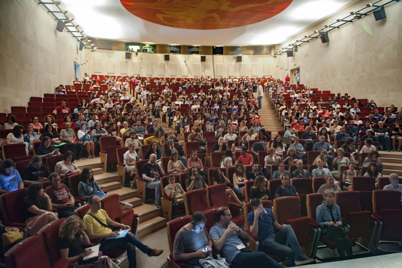 Fotos: Opositores de Geografía e Historia, en el Palacio de Festivales