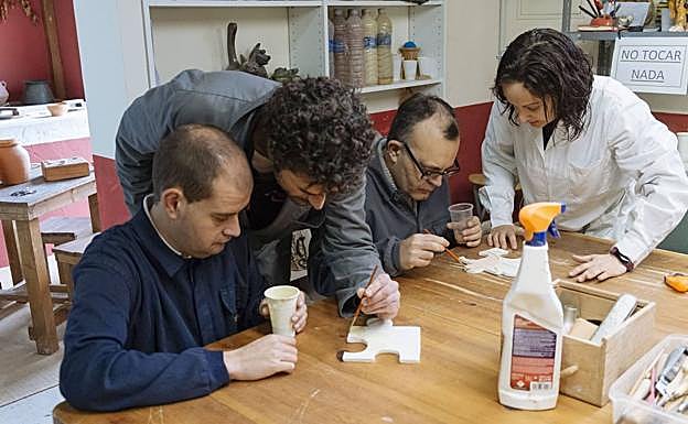 El Gobierno incrementa el precio que paga por las plazas concertadas para la dependencia