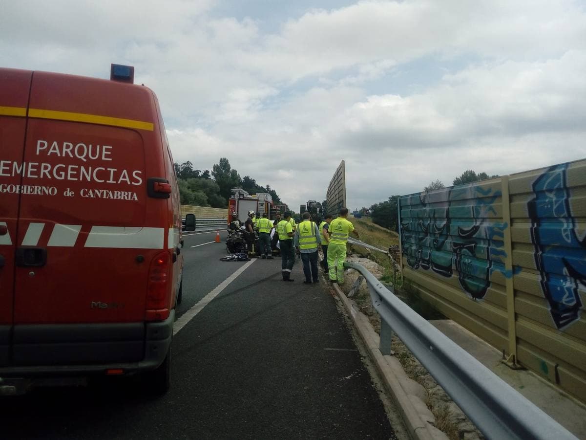 Fotos: Accidente mortal en la autovía A-8, a la altura de La Penilla de Cayón