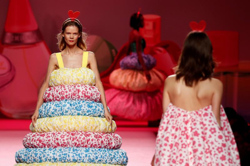 Colección de Agatha Ruiz de la Prada para Primavera/Verano 2019 en la 68 edición de la pasarela Mercedes-Benz Fashion Week Madrid.