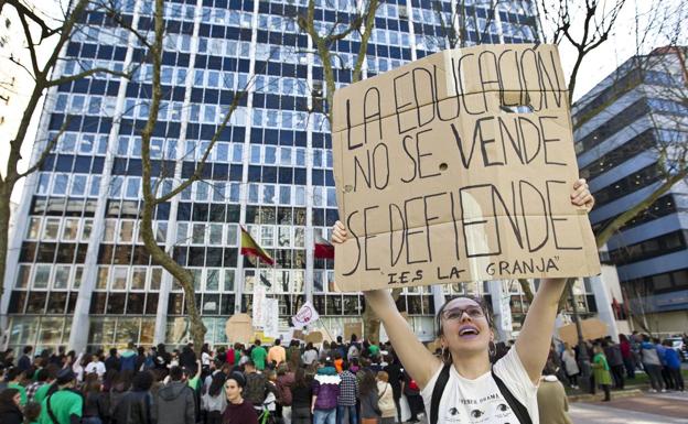 Imagen de archivo de las manifestacione en Cantabria contra la Lomce