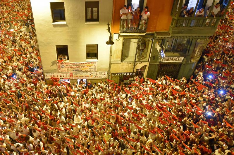 El 'Pobre de Mí' despide un año más las fiestas de San Fermín