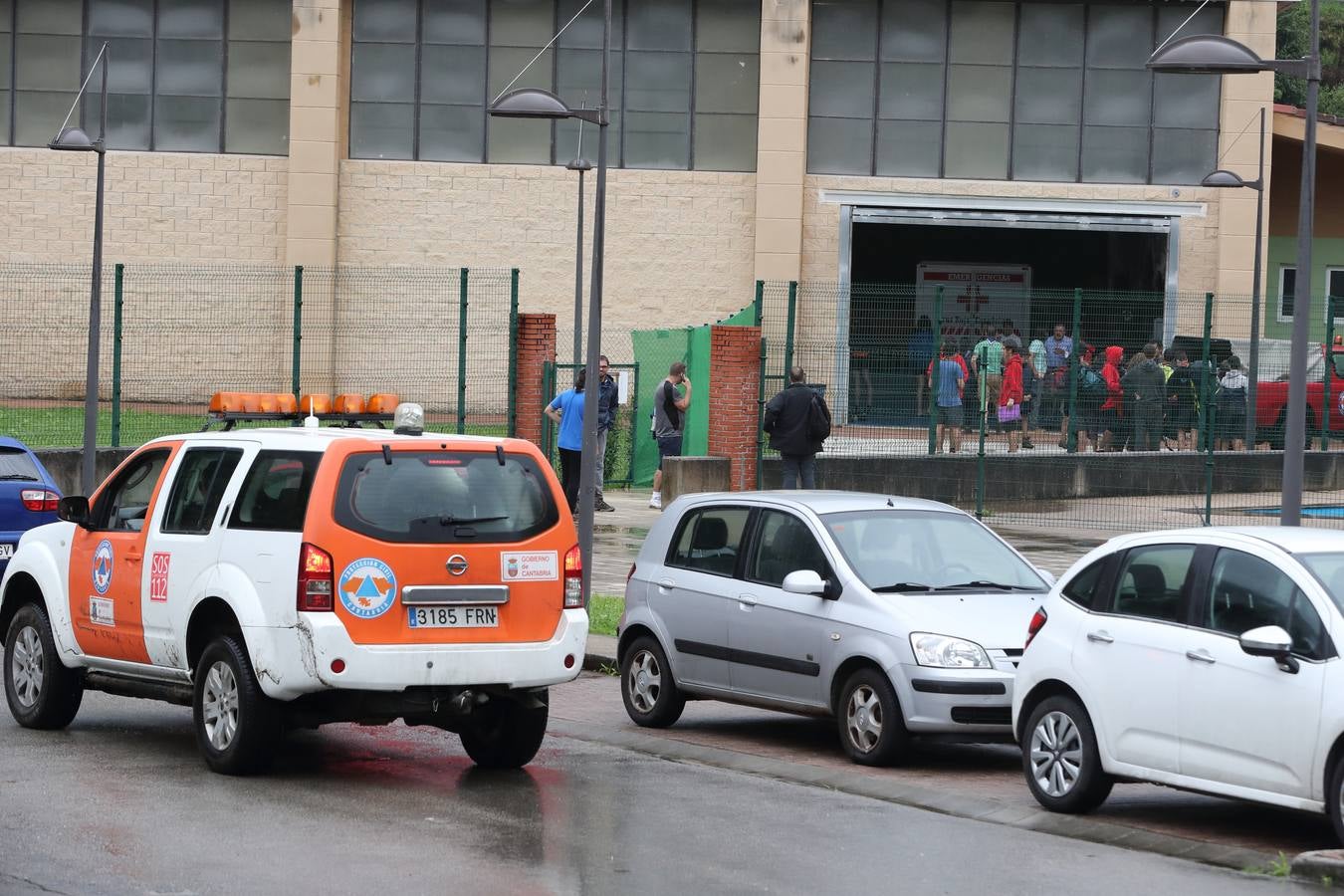 Fotos: Trescientos niños evacuados de un campamento en Rionansa por las fuertes lluvias