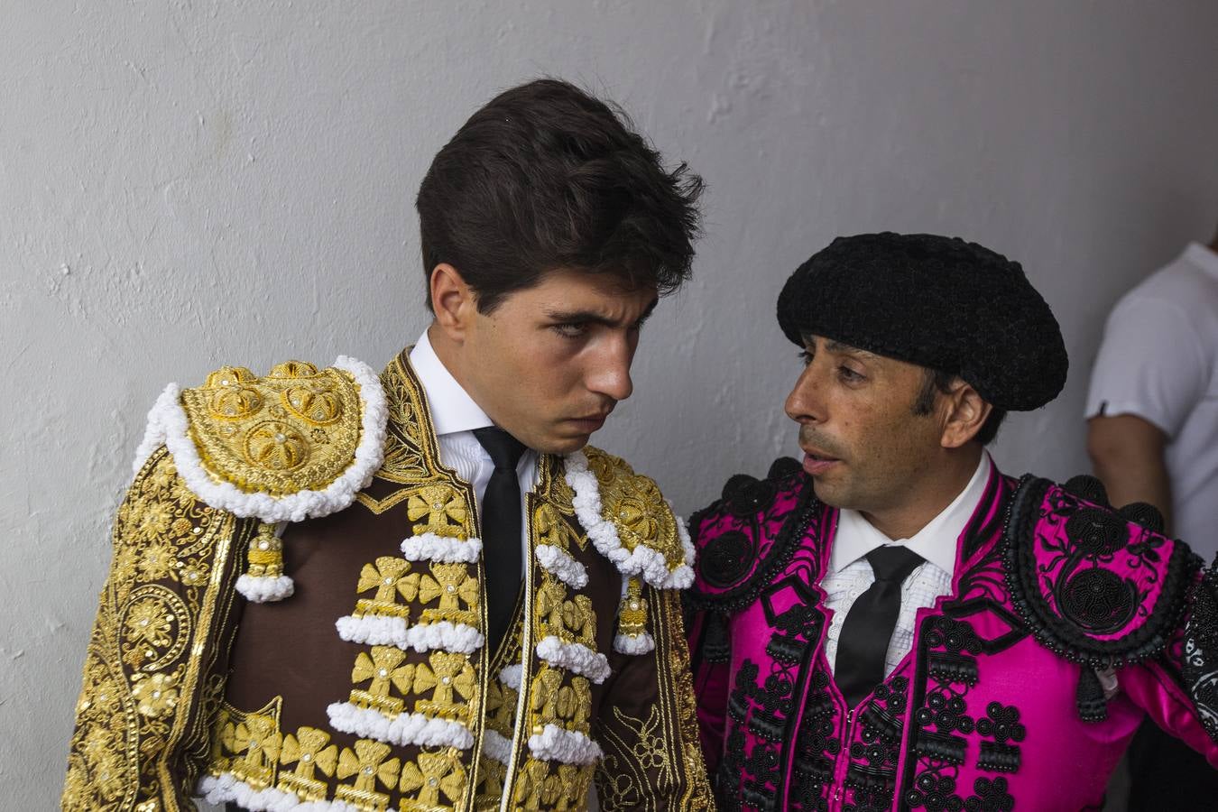 Fotos: Perera sale por la puerta grande en la segunda corrida de toros de la Feria de Santiago