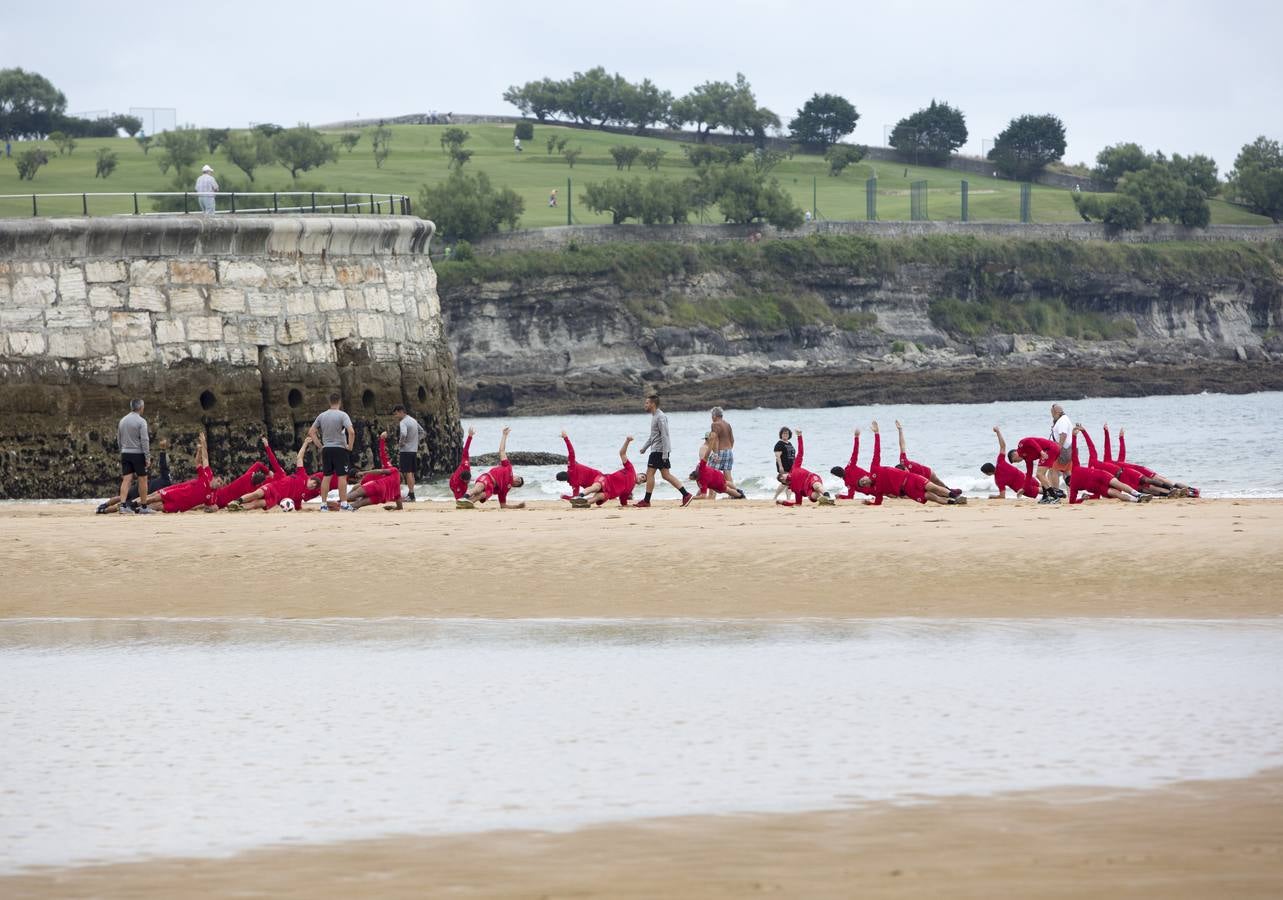 Fotos: El Racing entrena en la Segunda de El Sardinero