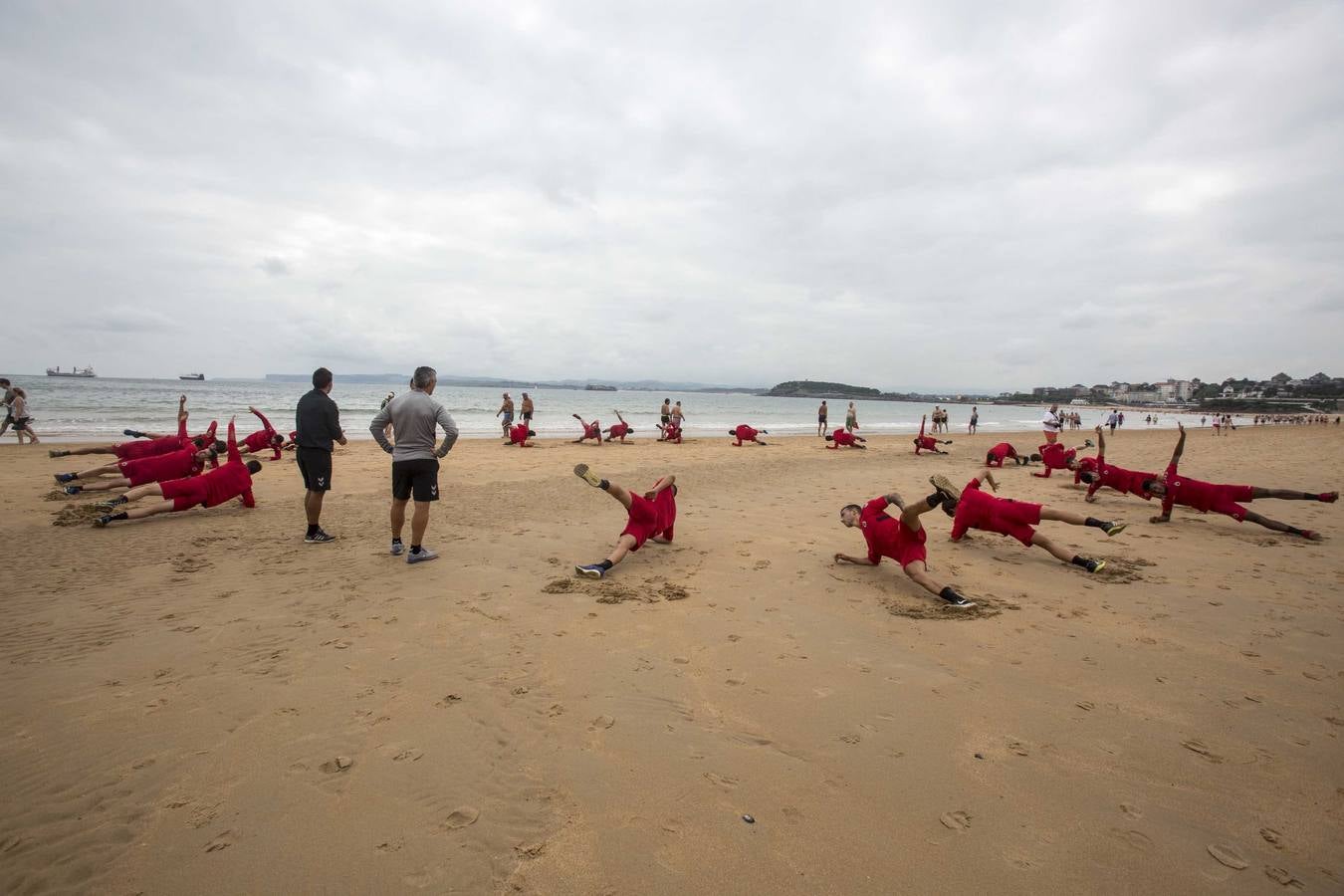 Fotos: El Racing entrena en la Segunda de El Sardinero