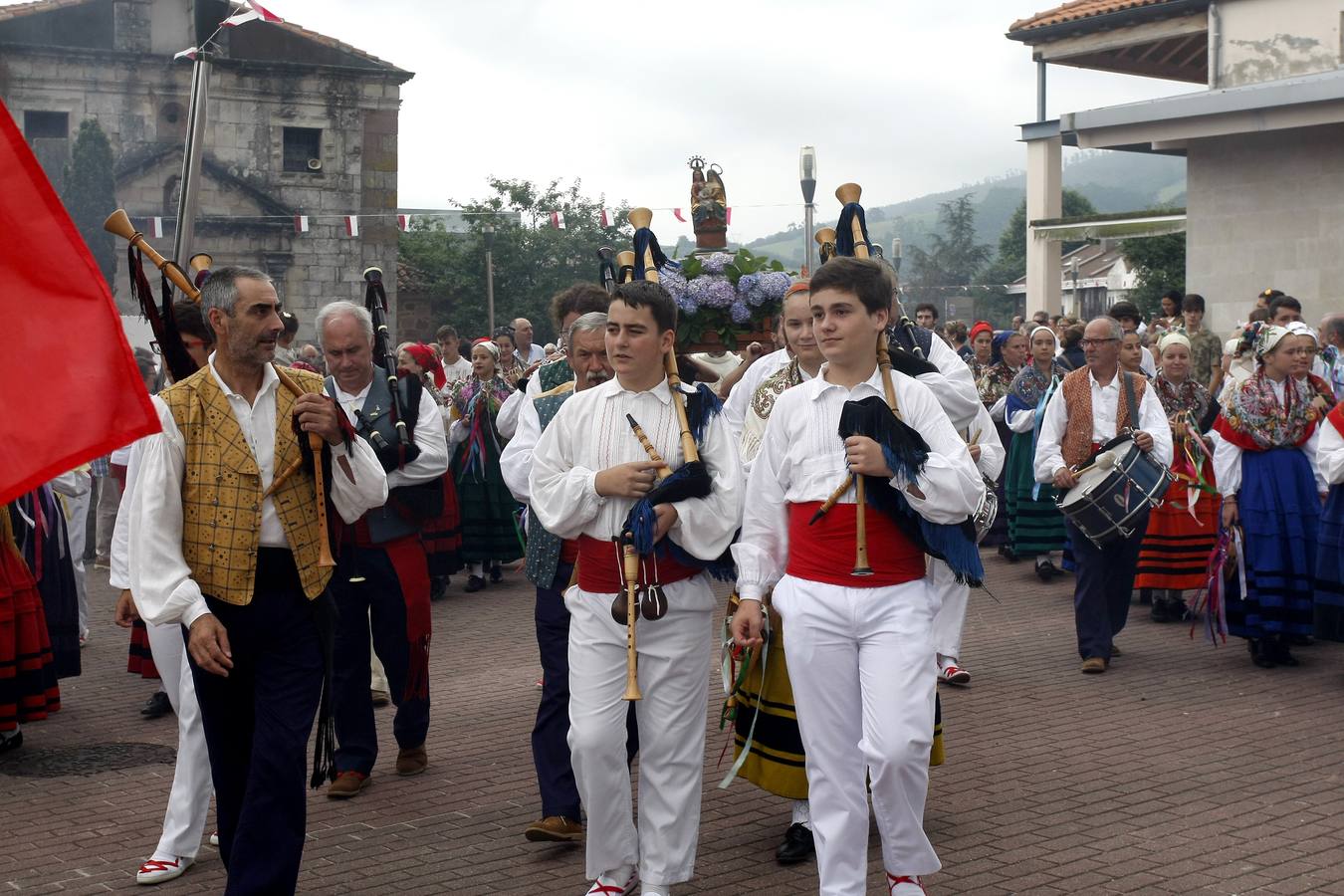 Fotos: El pueblo de Tanos honra a su patrona Santa Ana