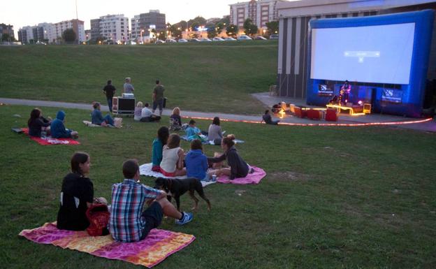 Cine al aire libre en Santander.