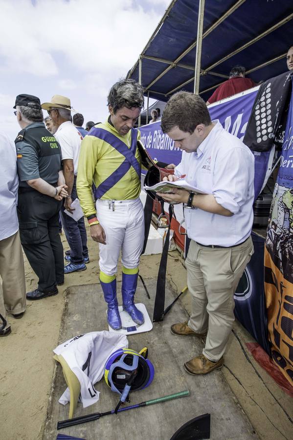 La amazona cántabra es la primera que gana la carrera principal, en una jornada en la que Diego Sarabia se impuso en las otras dos pruebas del día