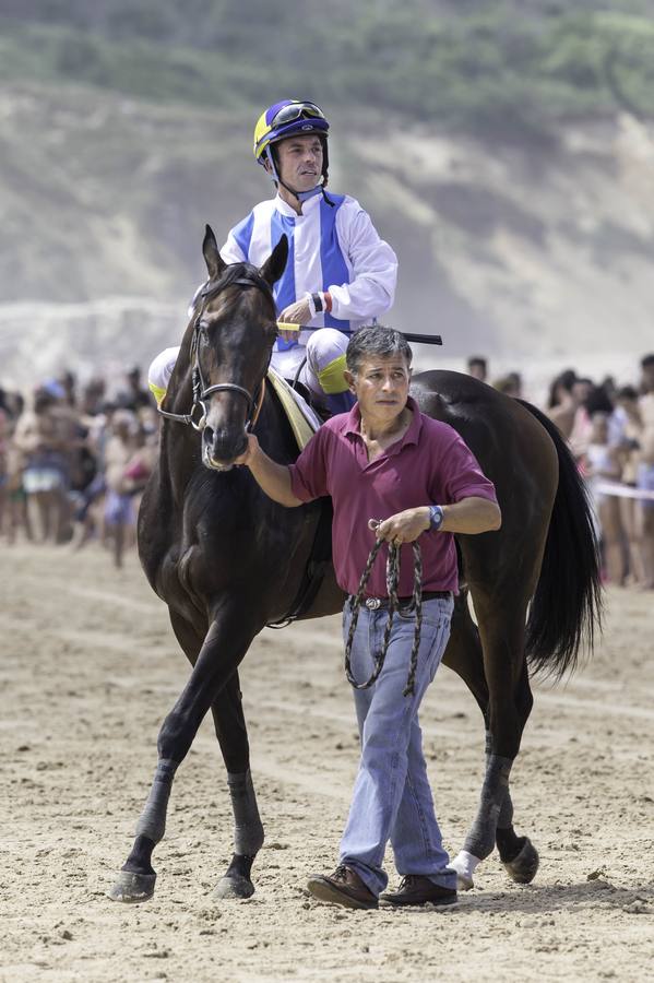 La amazona cántabra es la primera que gana la carrera principal, en una jornada en la que Diego Sarabia se impuso en las otras dos pruebas del día