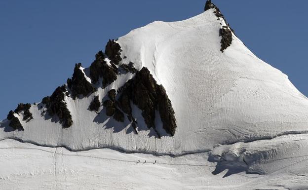 Unas 20.000 personas al año intentan ascender el Mont Blanc.