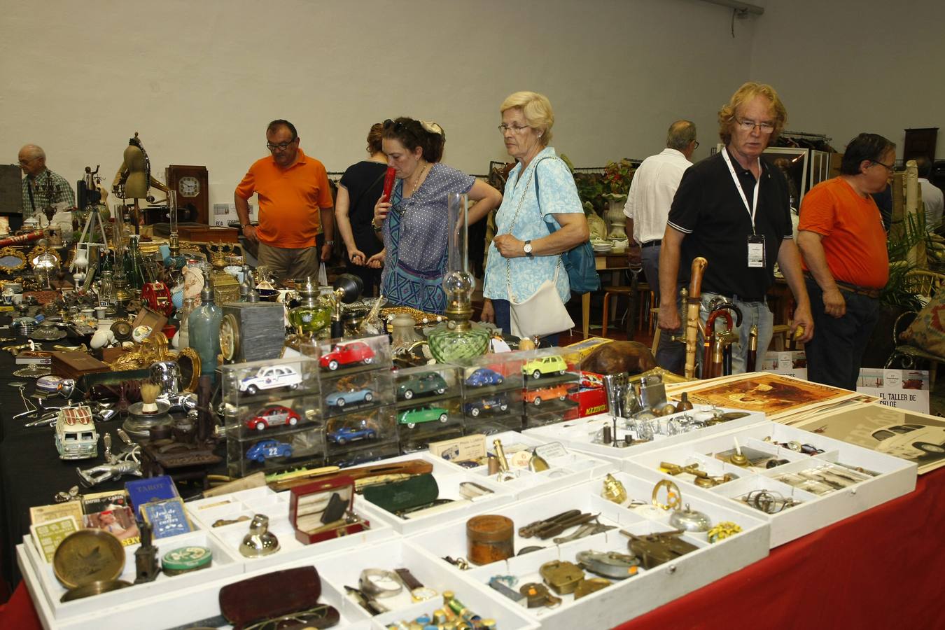 Más de 90 expositores de cinco países y 10 comunidades autónomas, y más de 42.000 objetos vintage, retro, almoneda y antigüedades en la XIX Feria Desembalaje Cantabria