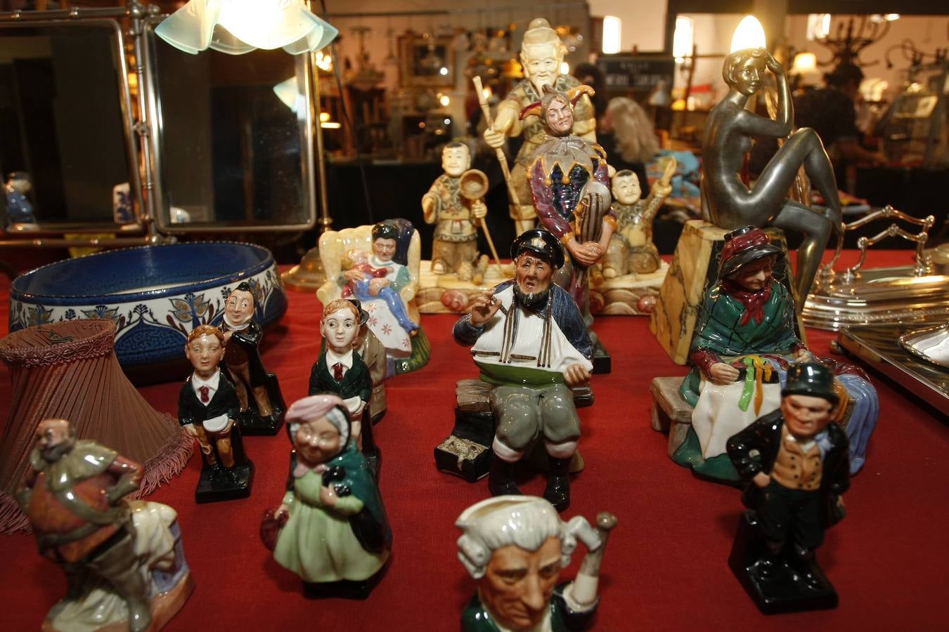 Más de 90 expositores de cinco países y 10 comunidades autónomas, y más de 42.000 objetos vintage, retro, almoneda y antigüedades en la XIX Feria Desembalaje Cantabria