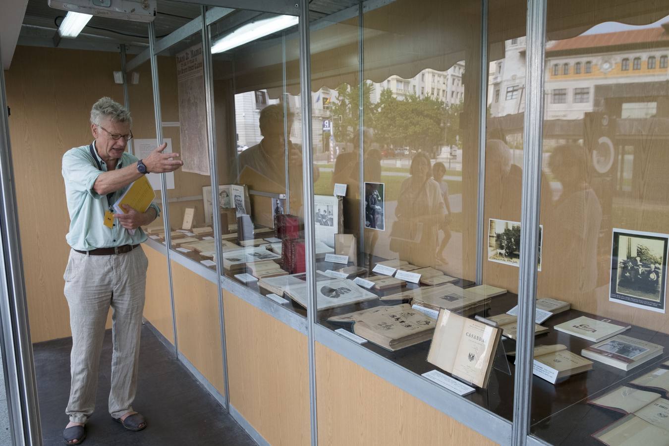 Fotos: Feria del libro viejo en Santander