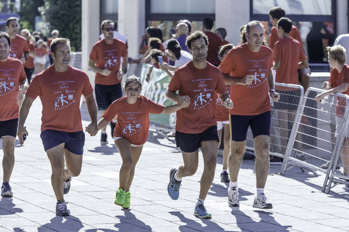 Fotos: Una causa solidaria para correr en Noja