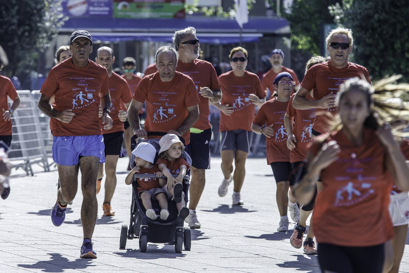 Fotos: Una causa solidaria para correr en Noja