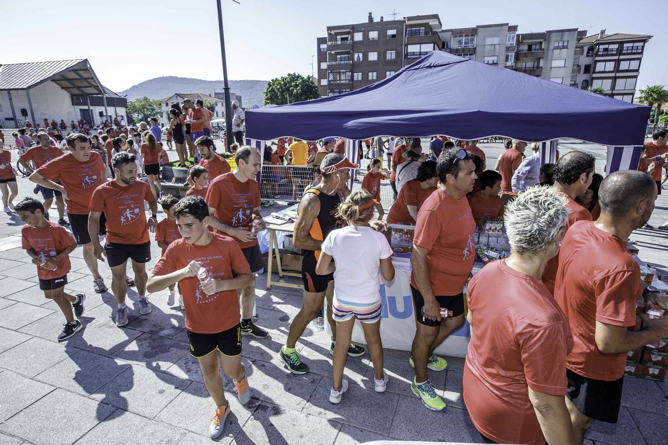 Fotos: Una causa solidaria para correr en Noja