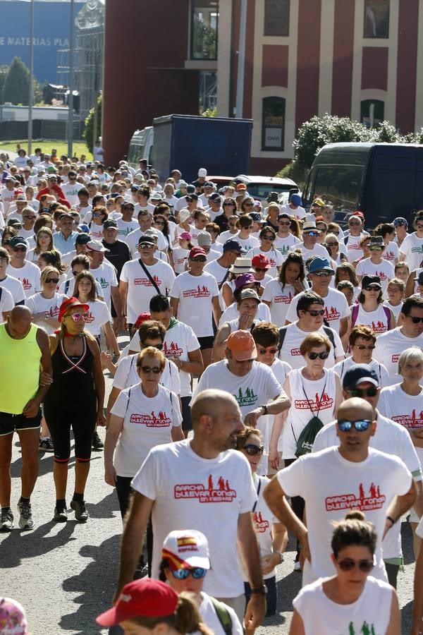 La décima edición de la Marcha Popular por el Bulevar Ronda congregó a cerca de 2.000 personas 