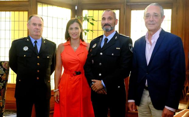 Dos nuevos inspectores se incorporan a la Policía Local de Santander