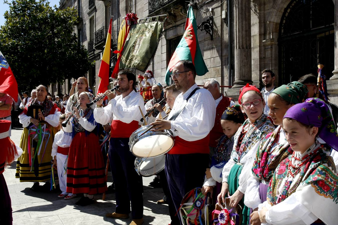 Fotos: Folclore cántabro en las fiestas de