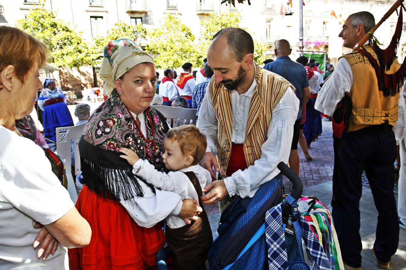 Fotos: Folclore cántabro en las fiestas de