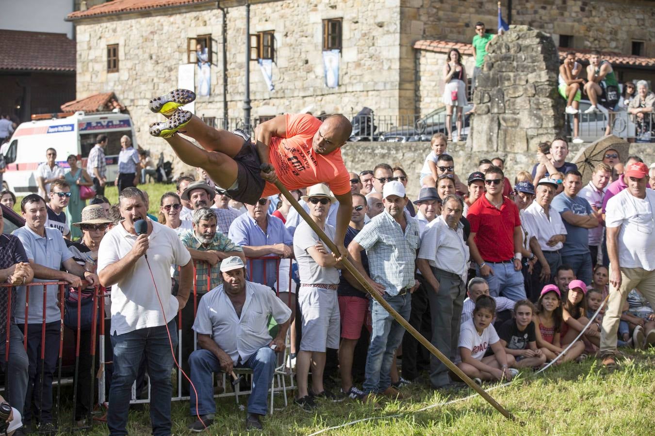 Fotos: Los pasiegos veneran a su Virgen de Valvanuz