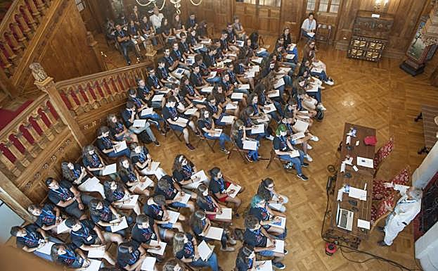 Los jóvenes en el Áula Ortega y Gasset.
