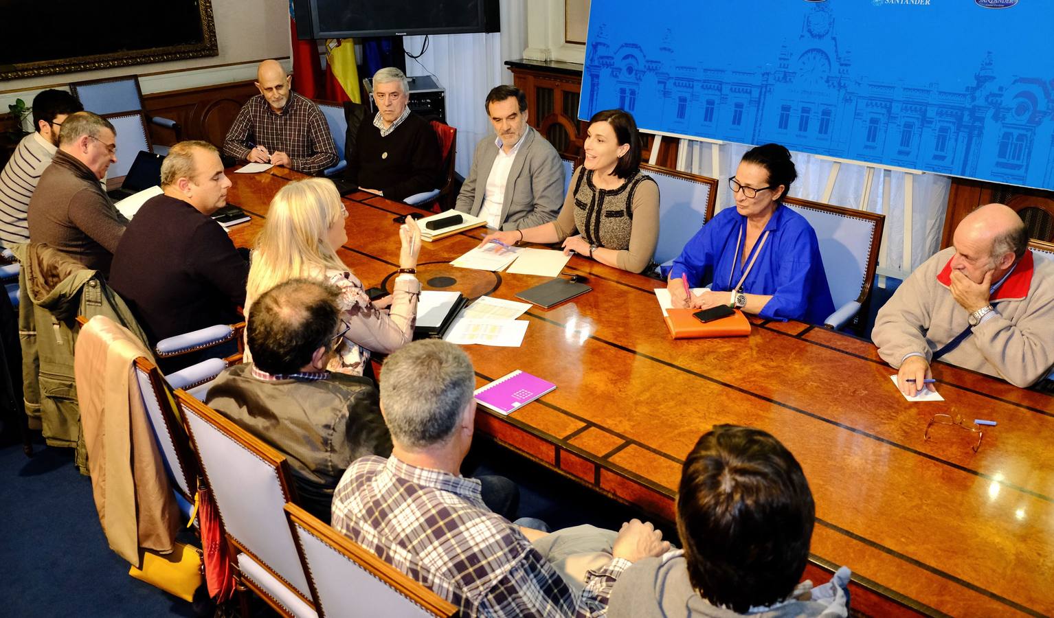 Reunión entre la alcaldesa y la plataforma celebrada en el mes de marzo 