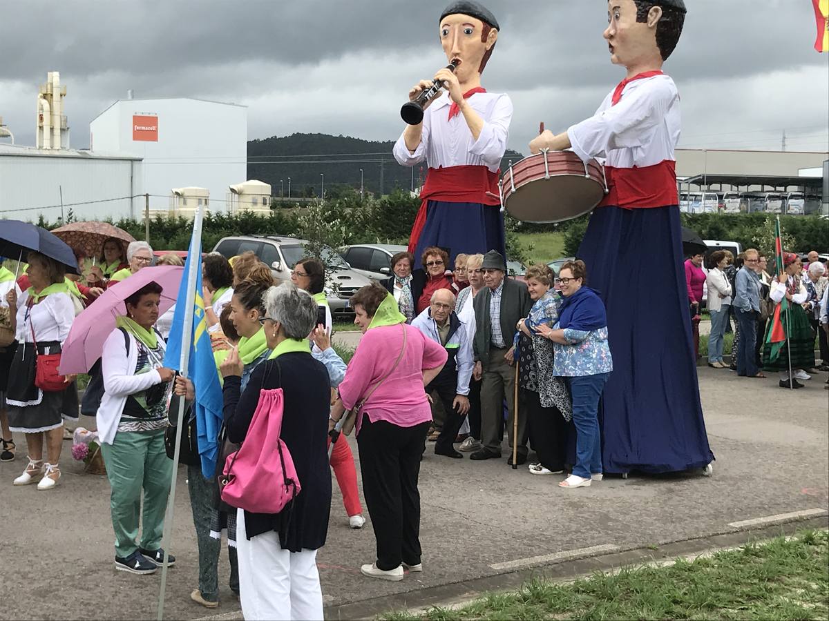 Fotos: Imágenes de los Encuentros Astur-Cántabros en Orejo