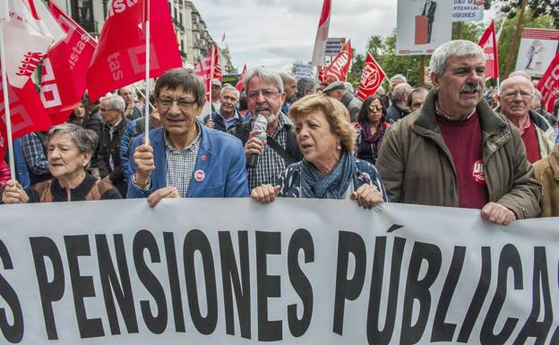 Cantabria gasta 159 millones más en pensiones de jubilación de los que ingresa por cotizaciones