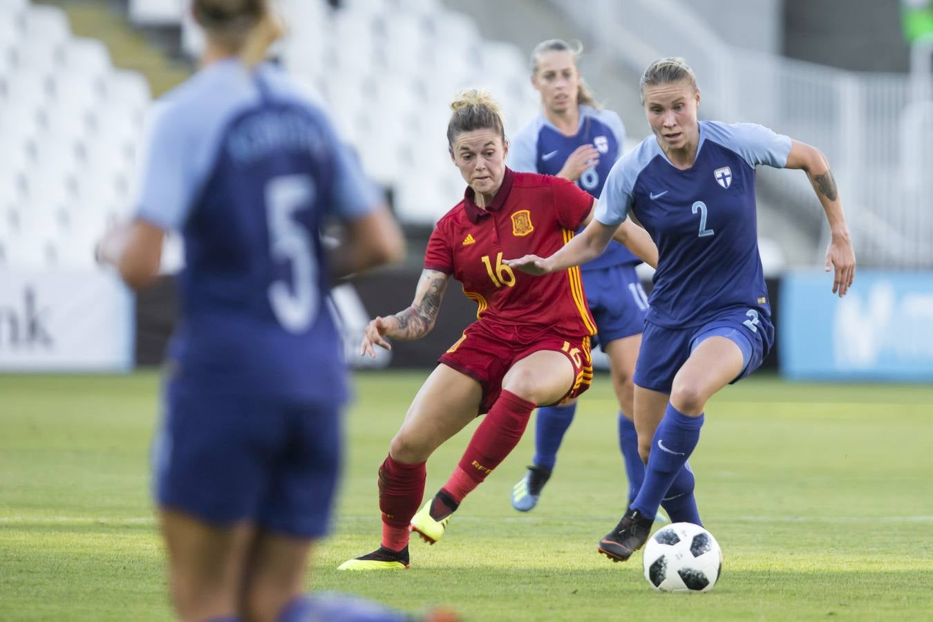 Fotos: España golea a Finlandia en El Sardinero