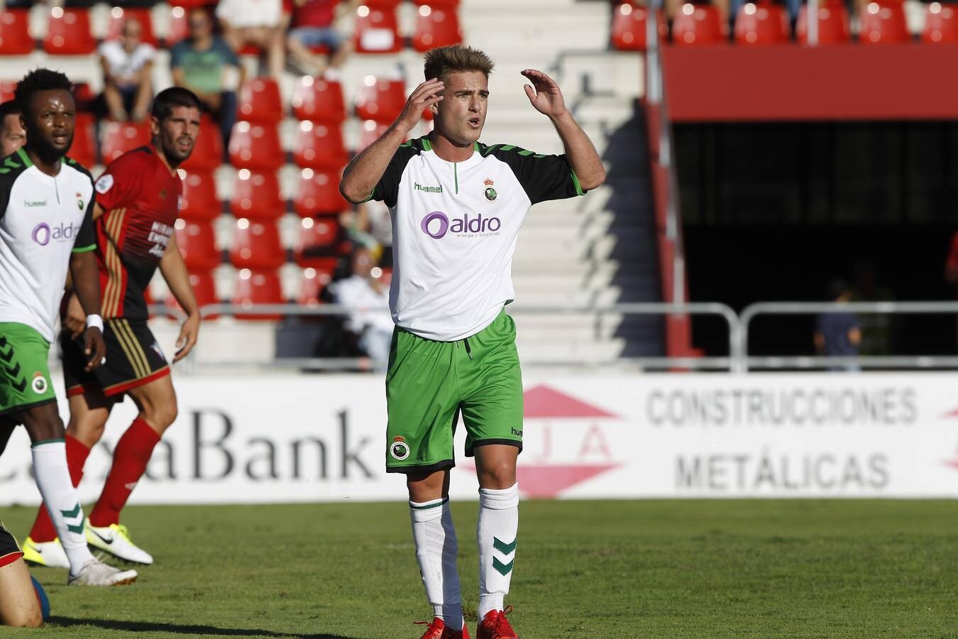 Fotos: La afición verdiblanca ya está en Mirada de Ebro