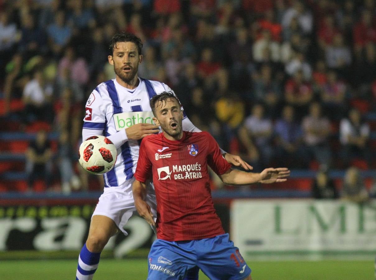 Fotos: Encuentro de la Copa del Rey entre el Calahorra y la Gimnástica