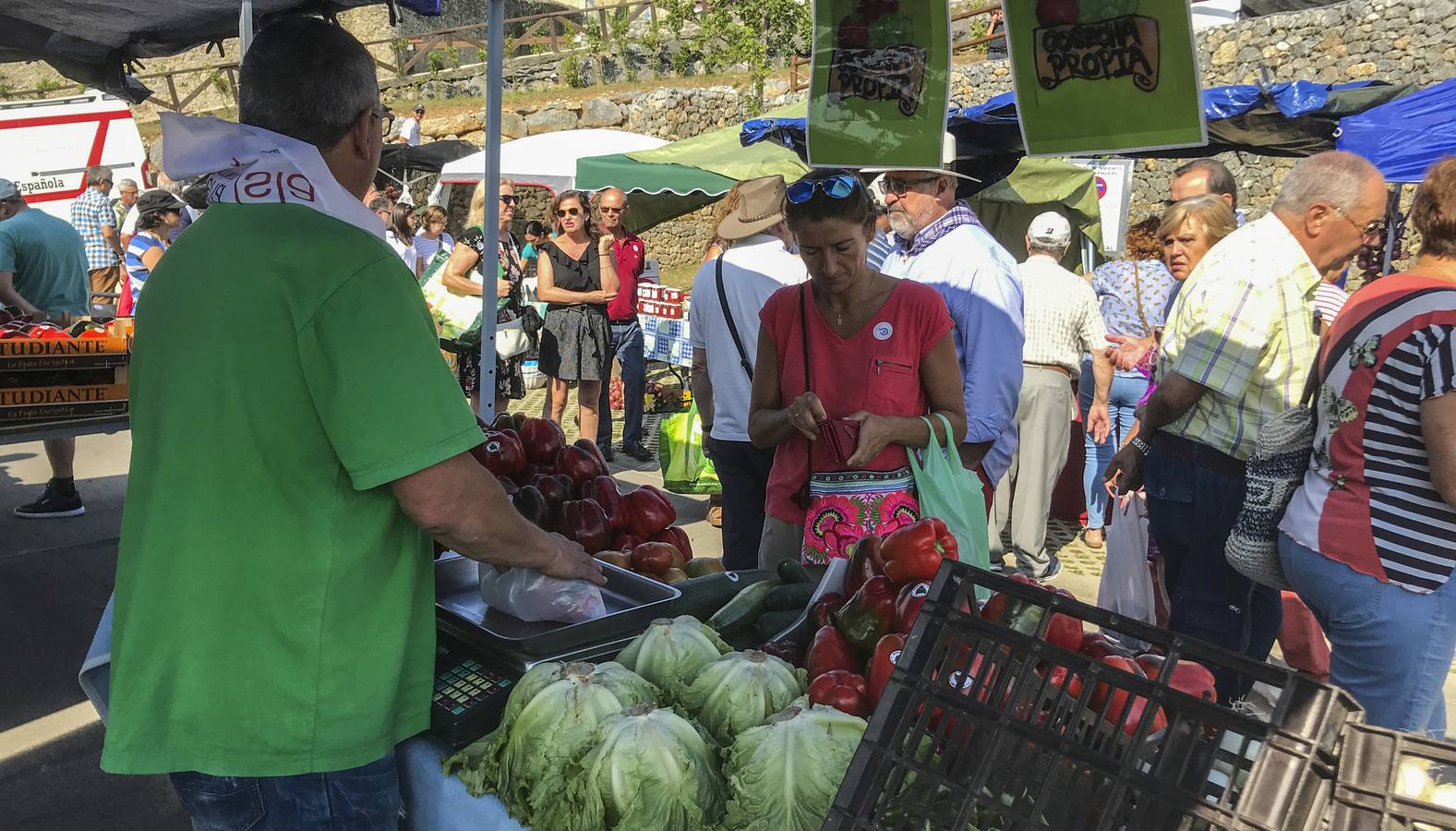 Fotos: La VI Feria del Pimiento de Isla arranca hoy