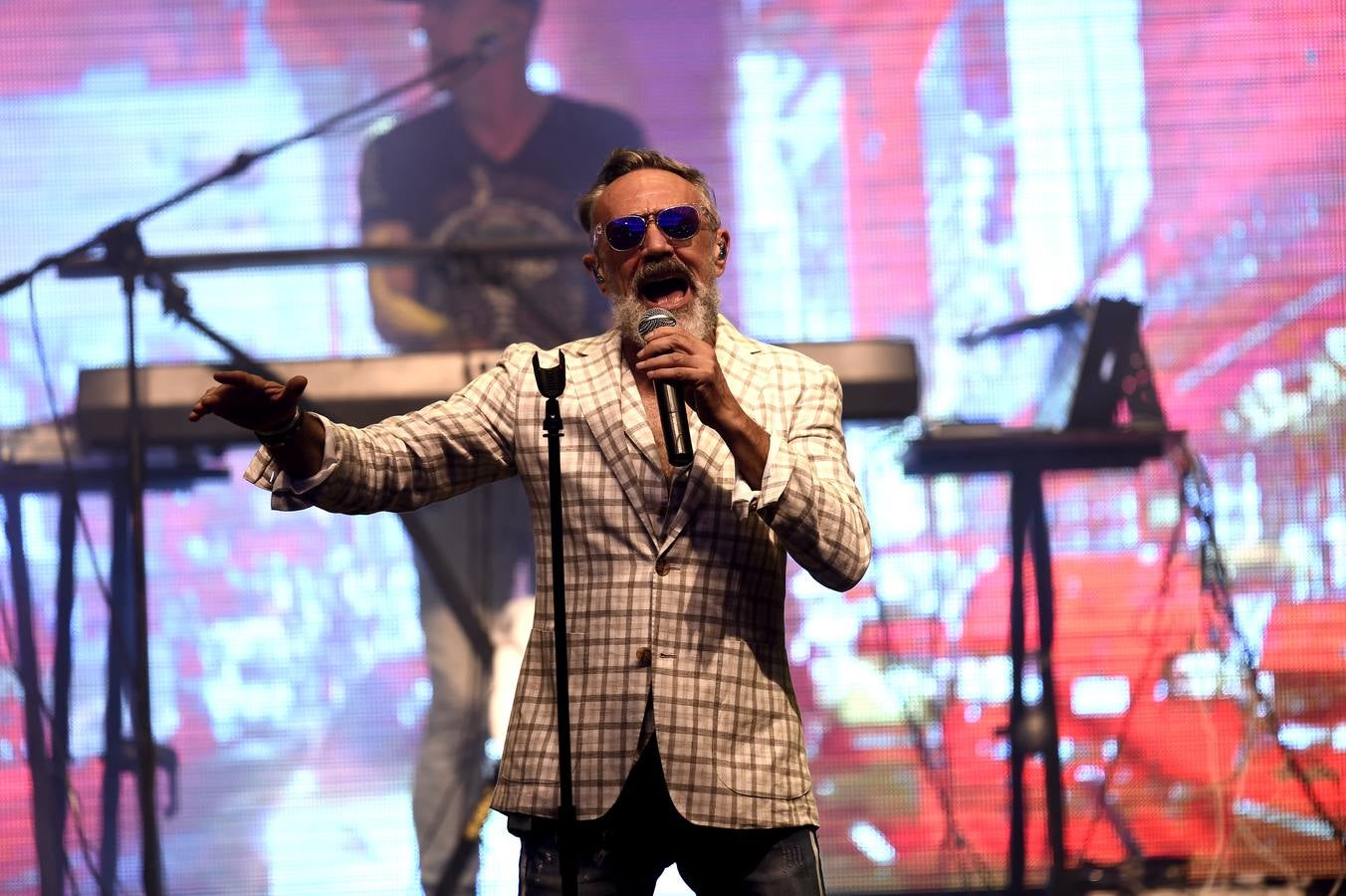 Rafa Sánchez, recorrió el repertorio de La Unión. 