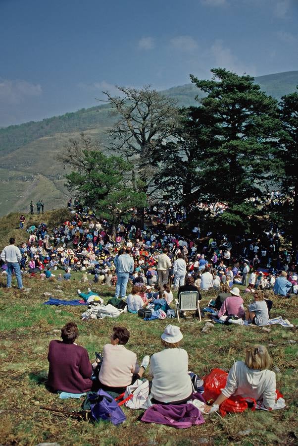 Fotos: Imágenes históricas de las peregrinaciones a San Sebastián de Garabandal