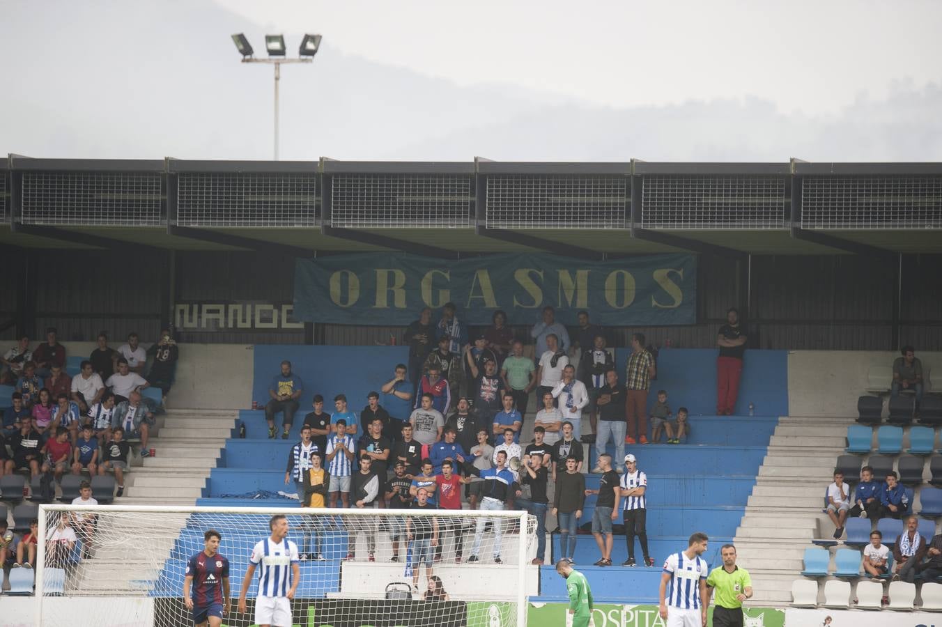 Fotos: Imágenes del partido Gimnástica-Vitoria