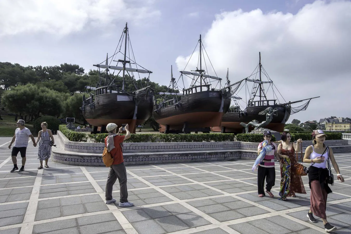 El Ayuntamiento restaura los barcos con los que el explorador Vital Alsar navegó hace cuarenta años desde México hasta Santander 