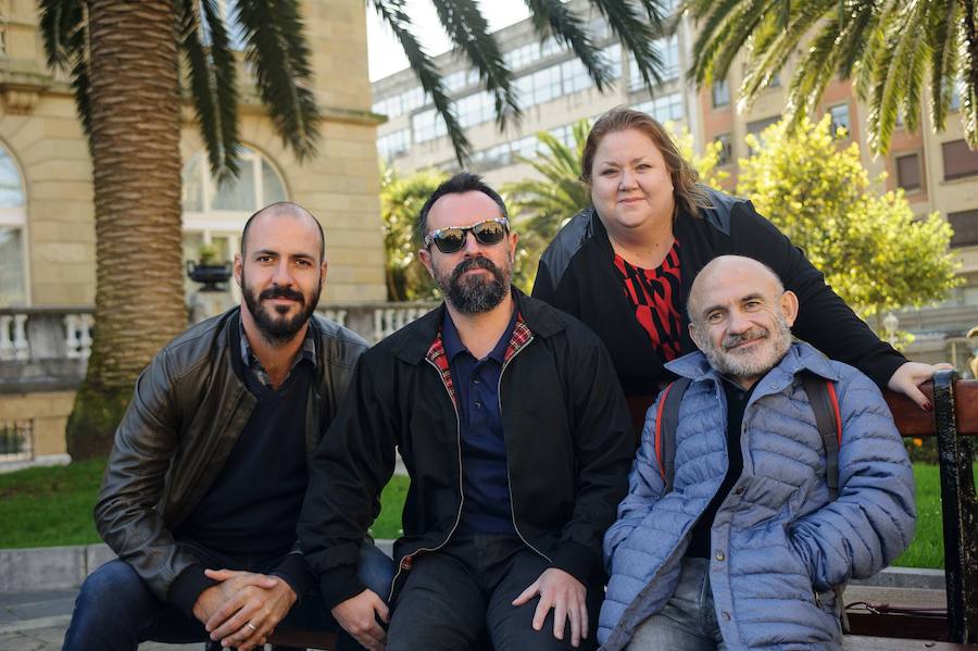 Caye Casas junto a Albert Pinto, Itziar Castro y Emilio Gavira durante la promoción de 'Matar a Dios' (2017). 