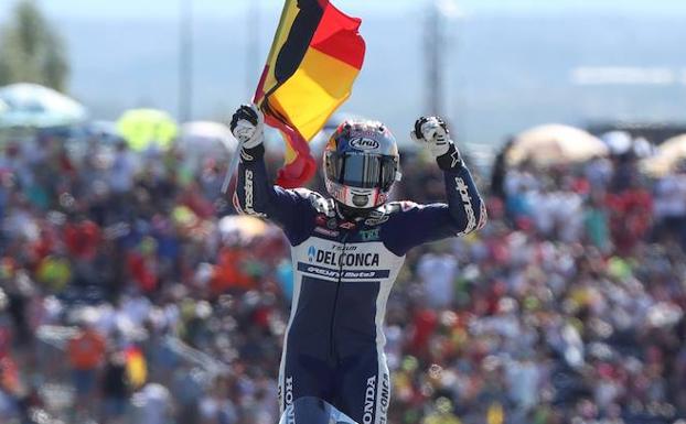 Jorge Martin celebra la victoria. 