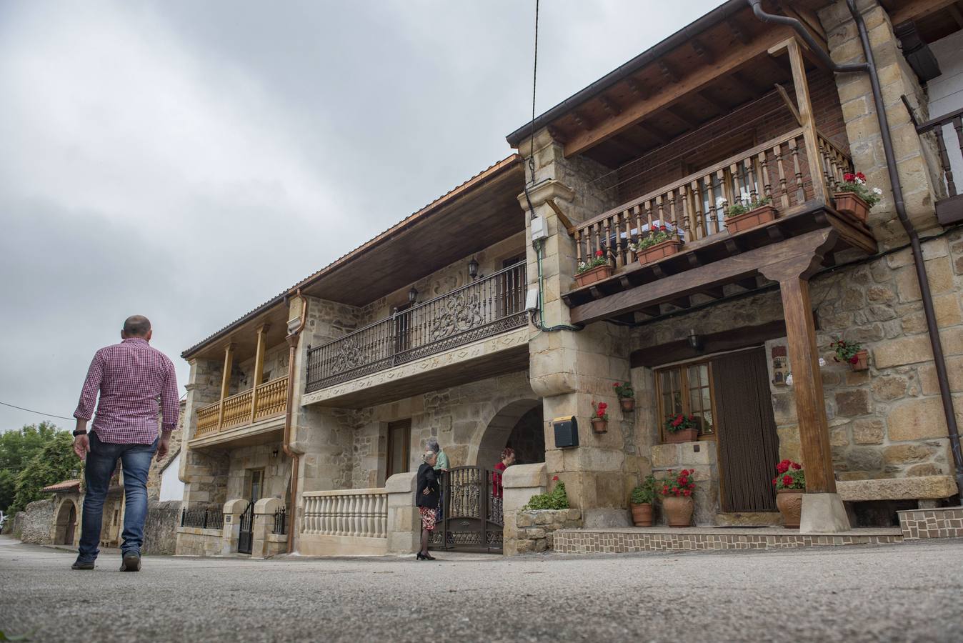 Fotos: Esles, elegido Pueblo de Cantabria 2018