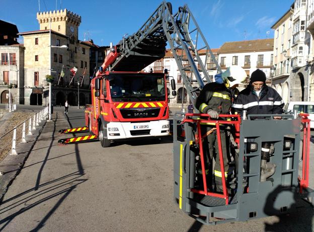 Imagen de una autoescala que se exhibió hace más de un año en Castro Urdiales. 