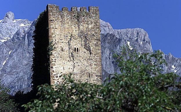 El alcalde pide ayuda al Gobierno para restaurar la Torre de Mogrovejo como centro de visitantes