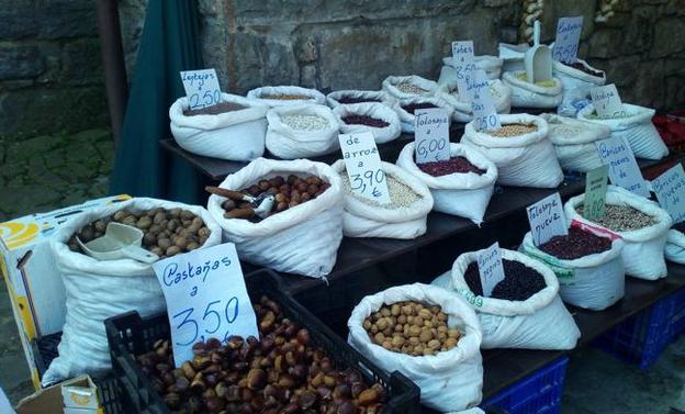 Los asistentes tendrán la posibilidad de comprar legumbres, castañas, nueces... 