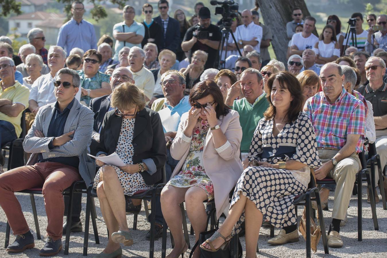 Cantabria, País Vasco y Asturias han recordado a los milicianos de la 'Lista Larrinoa', bombardeados en Ampuero en el verano de 1937