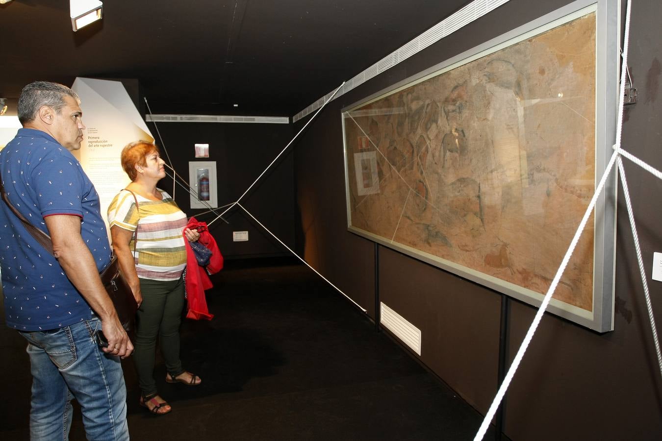 Fotos: Una exposición en el Museo de Altamira descubre las técnicas utilizadas en la reproducción de las cuevas con arte rupestre