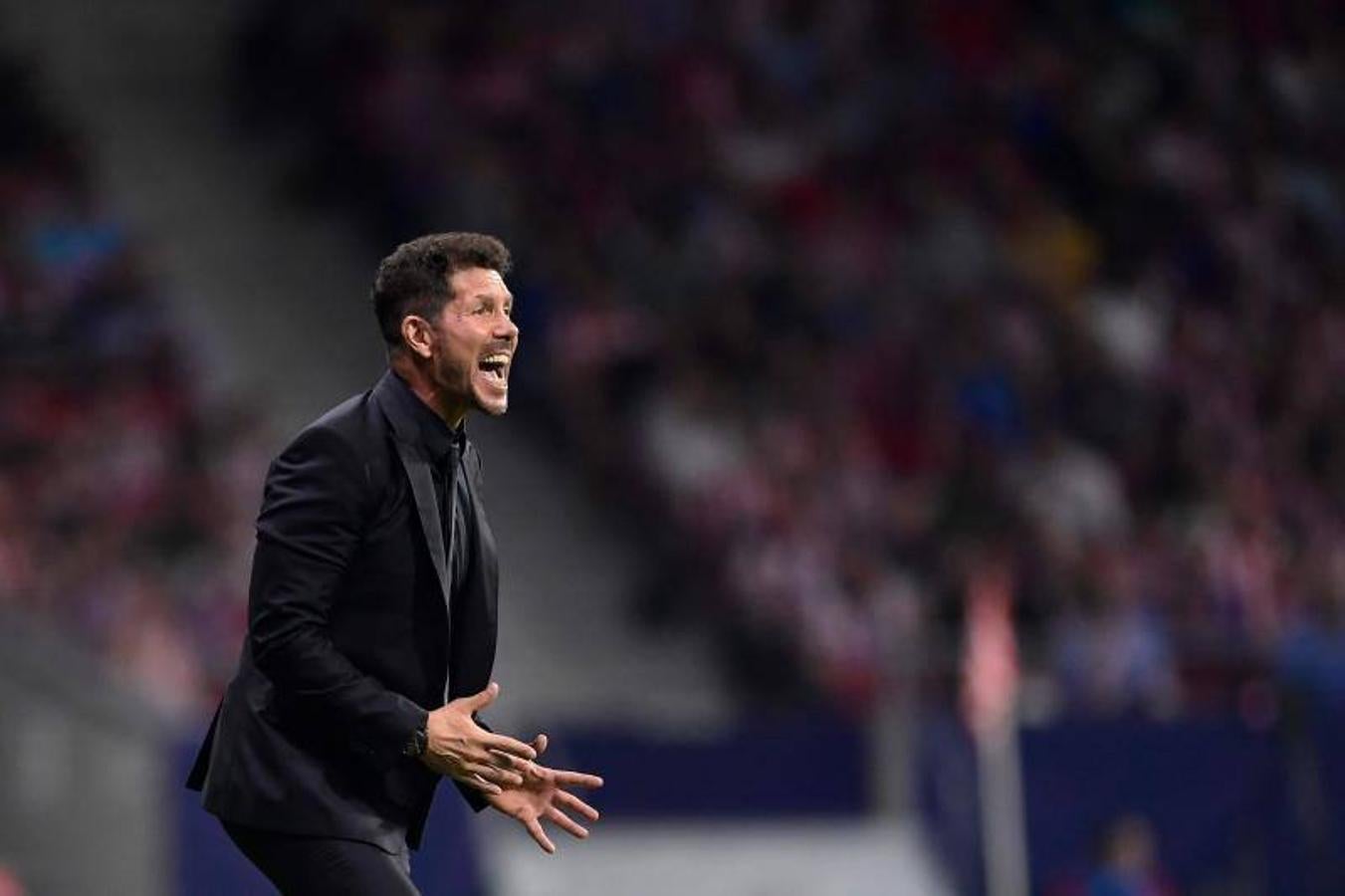 El Atlético de Madrid y el Brujas, durante el partido de la segunda jornada de la Liga de Campeones en el Metropolitano.